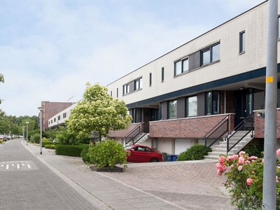 Jacob van Ruysdaelstraat in Almere (145m2)