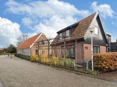 Dorpsstraat 11