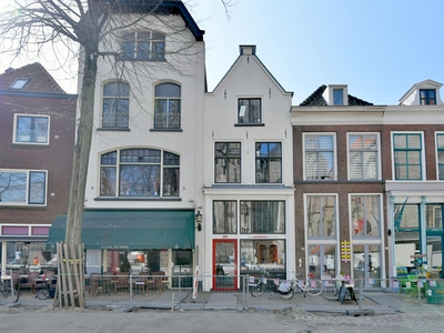 Grote Kerkhof 29