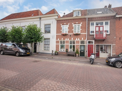 Kerkstraat 11