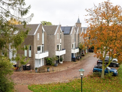 Kloosterstraat 48