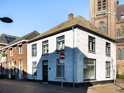 Maasstraat 11