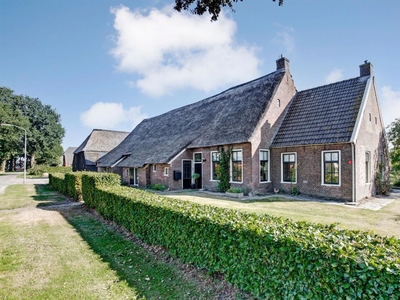 Noordeinde 10