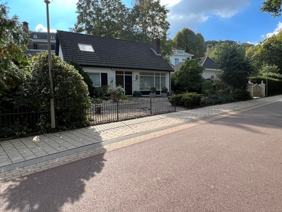 Parallelweg 21