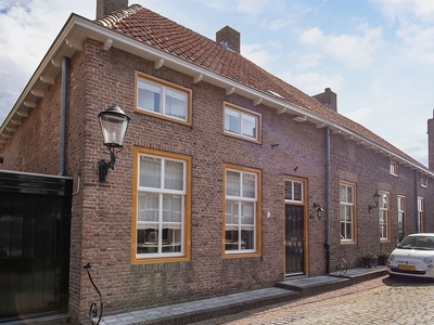 Torenstraat 19