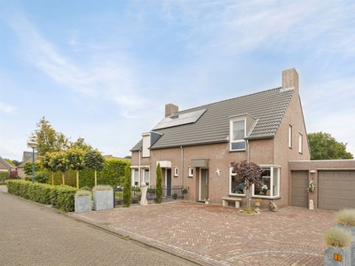 van Rummenstraat 31