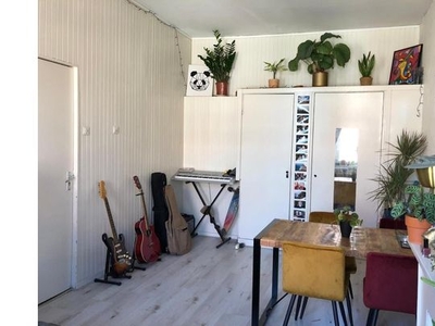 Huur 1 slaapkamer appartement van 16 m² in Den Haag