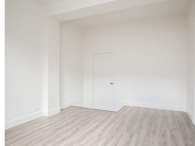 Huur 1 slaapkamer appartement van 70 m² in Utrecht