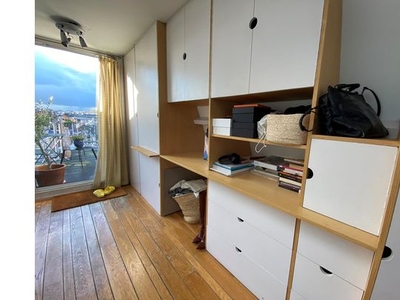 Huur 1 slaapkamer appartement van 75 m² in Amsterdam