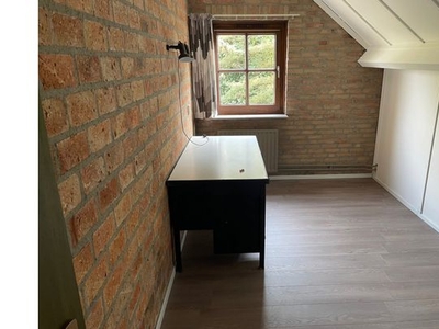 Huur 2 slaapkamer appartement van 100 m² in Noord-Brabant