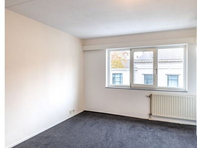 Huur 2 slaapkamer appartement van 104 m² in Tilburg