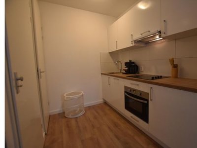 Huur 2 slaapkamer appartement van 28 m² in Sittard