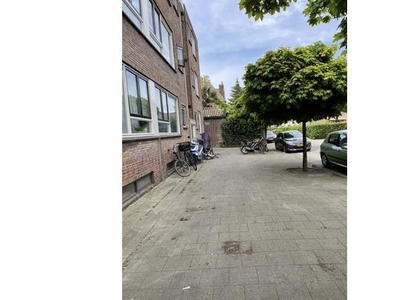 Huur 2 slaapkamer appartement van 49 m² in Rotterdam