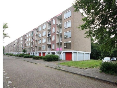 Huur 2 slaapkamer appartement van 59 m² in Vlaardingen