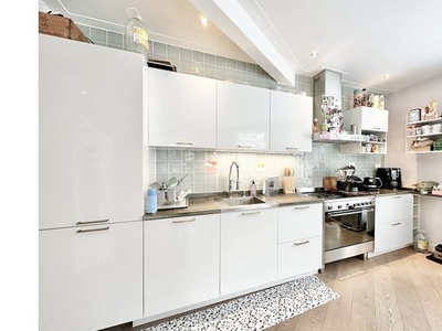 Huur 2 slaapkamer appartement van 62 m² in Amsterdam