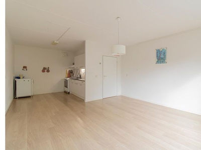 Huur 2 slaapkamer appartement van 71 m² in Amsterdam