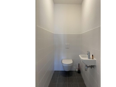 Huur 2 slaapkamer appartement van 72 m² in Dordrecht