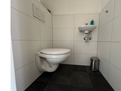 Huur 2 slaapkamer appartement van 74 m² in Elst Ut