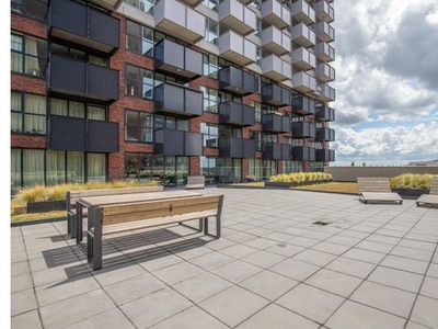 Huur 2 slaapkamer appartement van 74 m² in Rotterdam