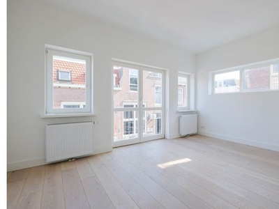 Huur 2 slaapkamer appartement van 75 m² in Haarlem