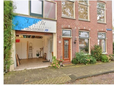 Huur 2 slaapkamer appartement van 75 m² in Haarlem