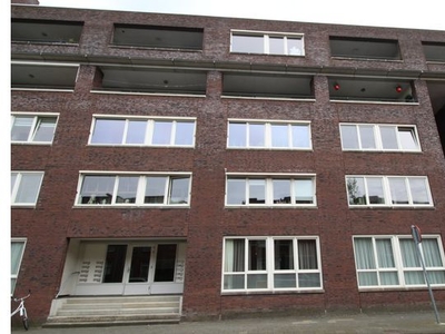 Huur 2 slaapkamer appartement van 79 m² in Groningen