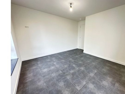 Huur 2 slaapkamer appartement van 84 m² in Diessen