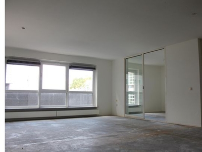 Huur 2 slaapkamer appartement van 94 m² in Rotterdam