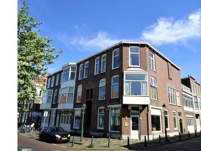 Huur 2 slaapkamer appartement van 97 m² in 's-Gravenhage