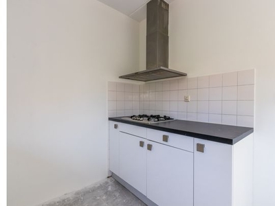 Huur 2 slaapkamer appartement van 98 m² in 's-Gravenhage