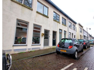 Huur 2 slaapkamer huis van 80 m² in Arnhem