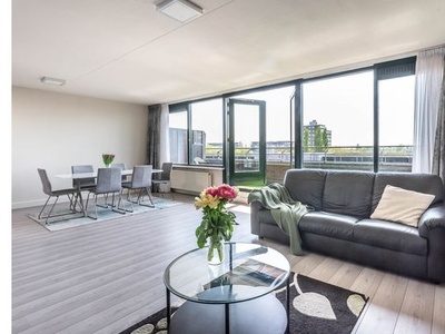 Huur 3 slaapkamer appartement van 100 m² in Amstelveen