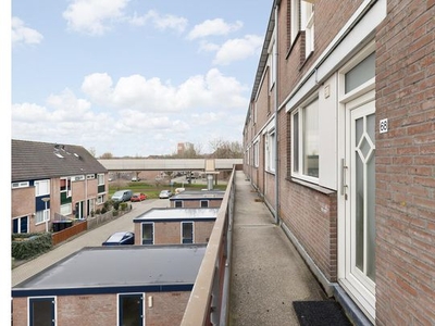 Huur 3 slaapkamer appartement van 115 m² in Spijkenisse