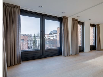 Huur 3 slaapkamer appartement van 127 m² in Utrecht