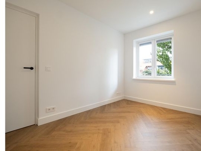 Huur 3 slaapkamer appartement van 52 m² in Hilversum