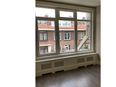 Huur 3 slaapkamer appartement van 60 m² in 's-Gravenhage