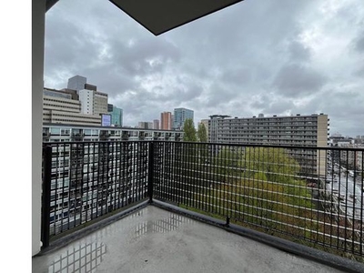 Huur 3 slaapkamer appartement van 74 m² in Rotterdam