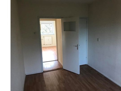 Huur 3 slaapkamer appartement van 80 m² in Amstelveen