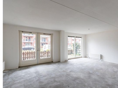 Huur 3 slaapkamer appartement van 82 m² in Hellevoetsluis