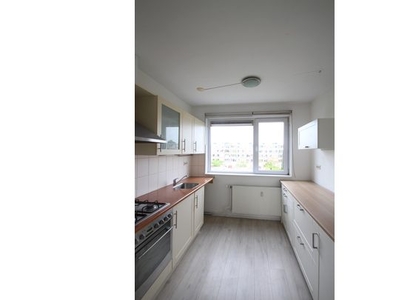 Huur 3 slaapkamer appartement van 90 m² in Utrecht