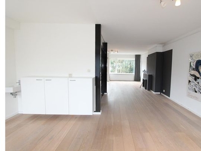 Huur 3 slaapkamer huis van 189 m² in Amsterdam