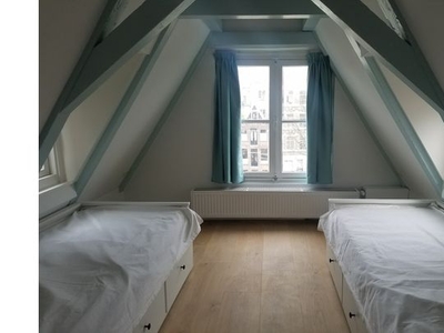 Huur 3 slaapkamer huis van 70 m² in Amsterdam