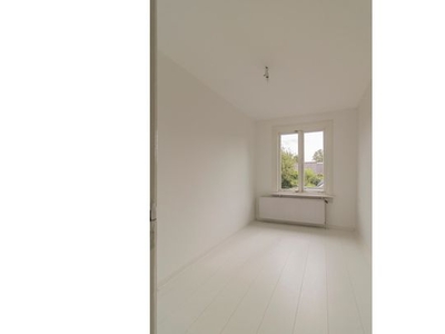 Huur 3 slaapkamer huis van 95 m² in Laren