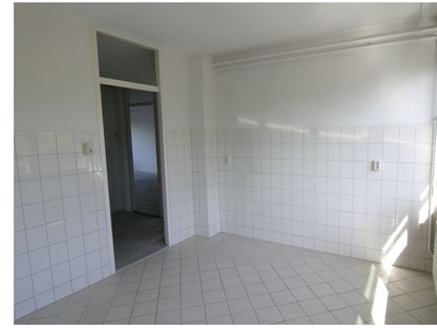 Huur 4 slaapkamer appartement van 103 m² in Utrecht