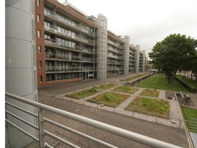 Huur 4 slaapkamer appartement van 117 m² in 's-Gravenhage