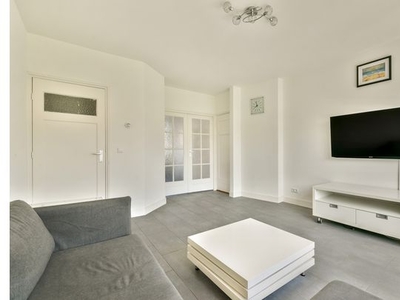 Huur 4 slaapkamer appartement van 89 m² in Amstelveen