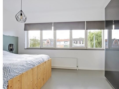 Huur 5 slaapkamer huis van 120 m² in Zaandam