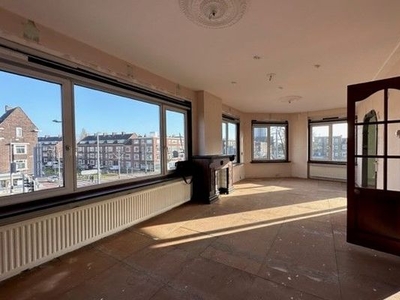 Appartement Dorpsweg in Rotterdam