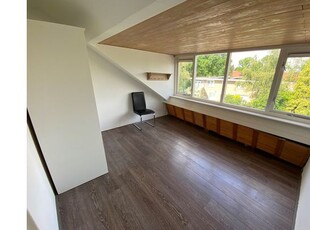 Huur 5 slaapkamer huis van 125 m² in Amstelveen