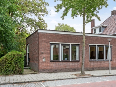 Bisschopstraat 18